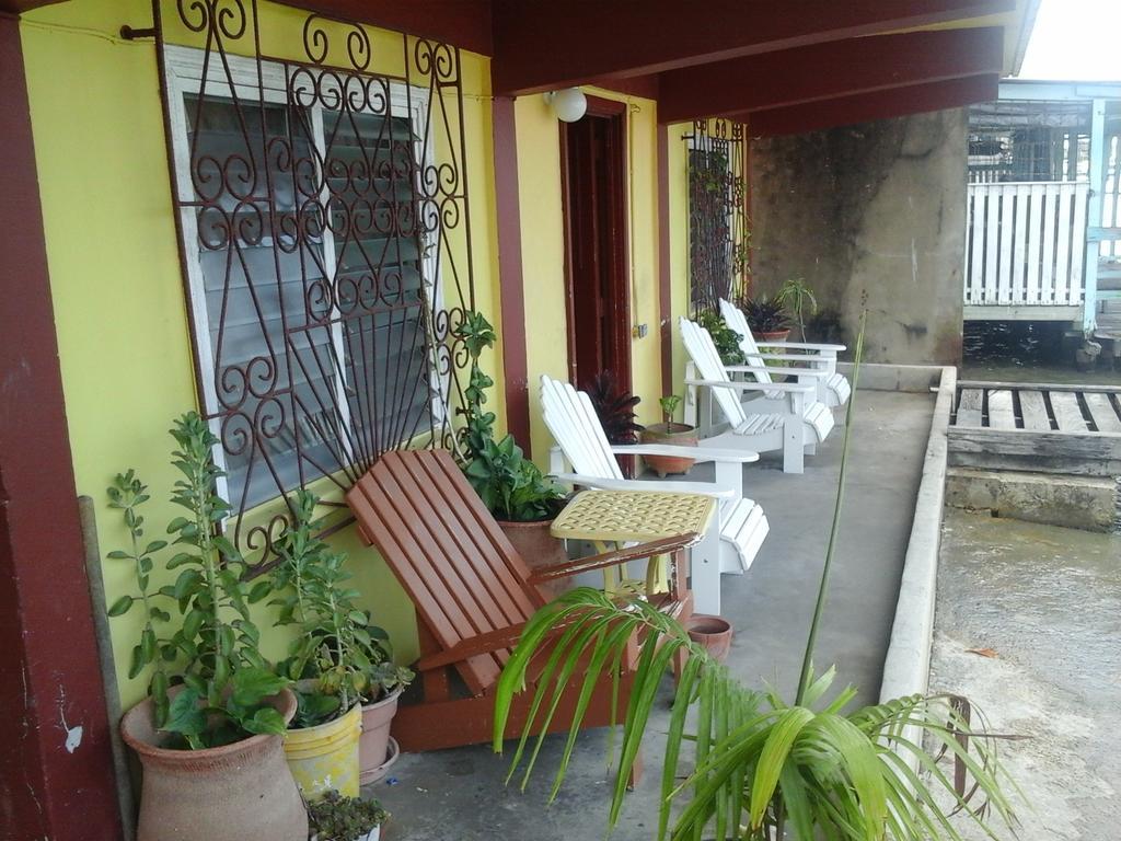 Belcove Hotel & Guesthouse Belize City Exterior foto