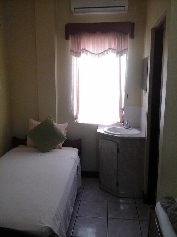 Belcove Hotel & Guesthouse Belize City Exterior foto